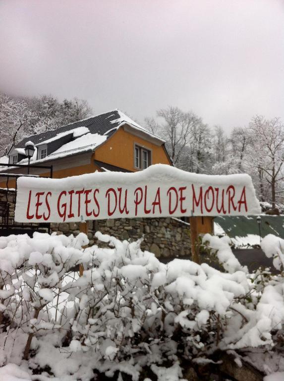 Les Gîtes du Pla de Moura Luz-Saint-Sauveur Extérieur photo